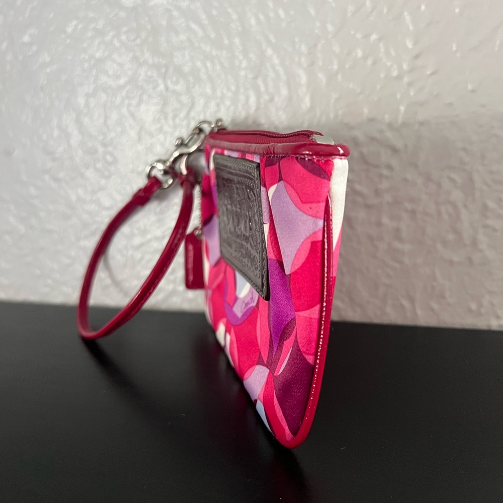 Coach Y2K Poppy Wristlet Wallet - Picture 6 of 8